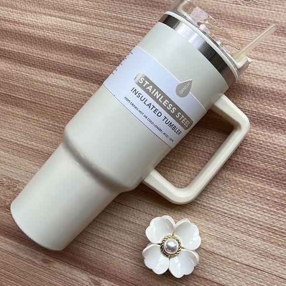 40oz hydraquench tumbler with handle in cream - Picture 1 of 12